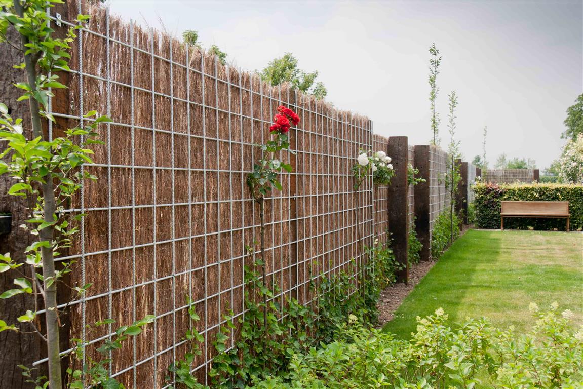 heerser achterzijde tabak Afrastering tuin - Hoveniersbedrijf de Nieuwe Tuin